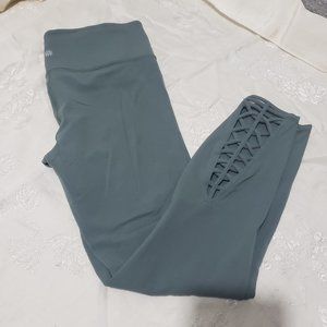 Athleta Green Activewear Leggings Pants Nylon Blend Macrame S